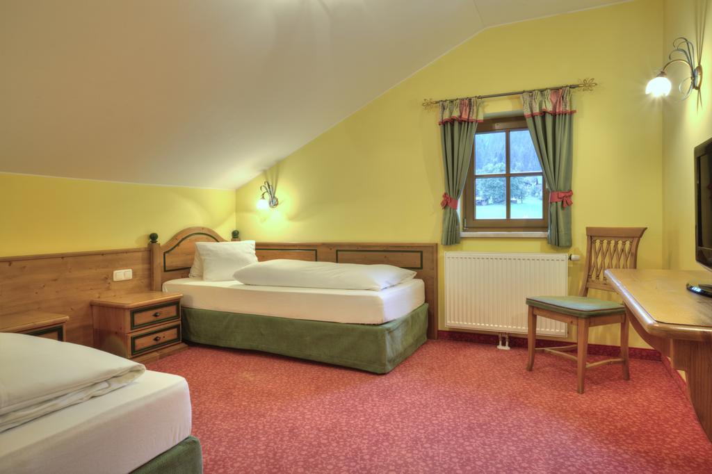 Hotel Sommerhof Gosau Bagian luar foto